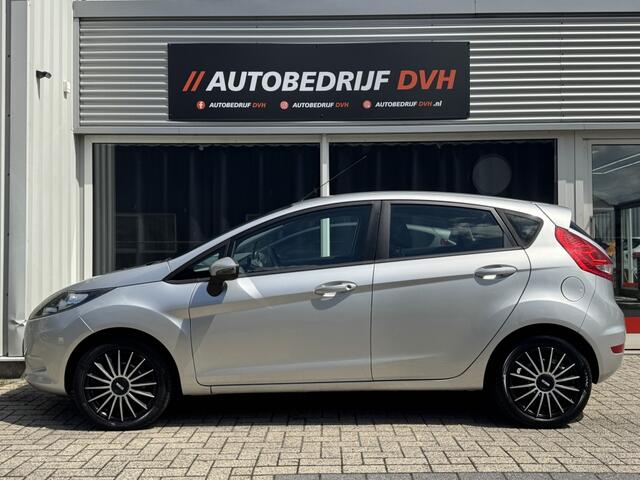 Ford Fiesta 1.25 Limited | NW. APK | TREKHAAK | AIRCO | NAP |