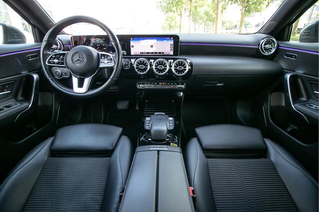 Mercedes-Benz A-Klasse 200 Premium Plus Automaat - Navi | Camera | Stoelverwarming