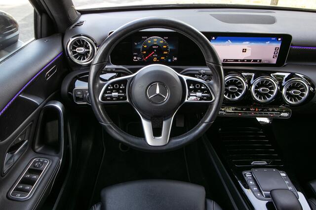 Mercedes-Benz A-Klasse 200 Premium Plus Automaat - Navi | Camera | Stoelverwarming