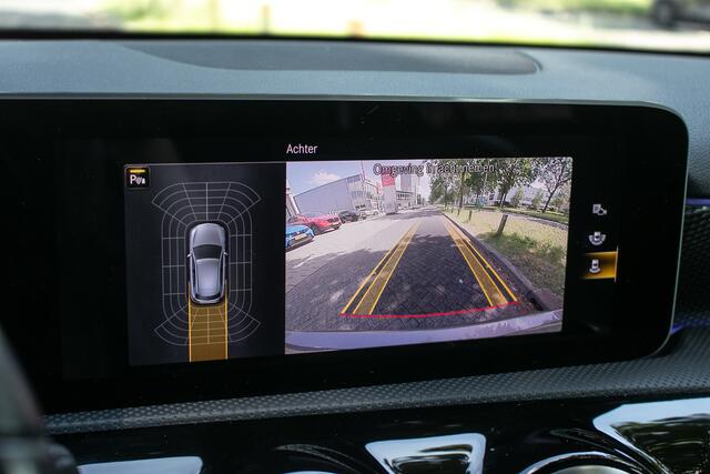 Mercedes-Benz A-Klasse 200 Premium Plus Automaat - Navi | Camera | Stoelverwarming