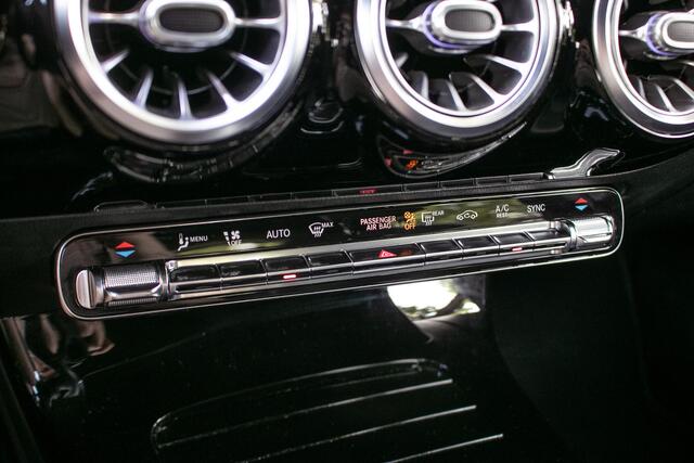 Mercedes-Benz A-Klasse 200 Premium Plus Automaat - Navi | Camera | Stoelverwarming