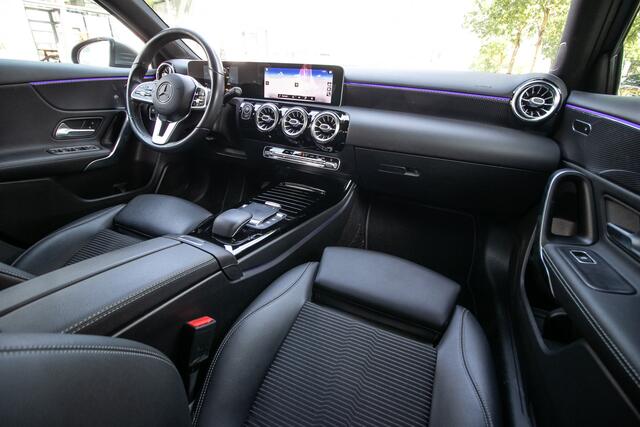Mercedes-Benz A-Klasse 200 Premium Plus Automaat - Navi | Camera | Stoelverwarming