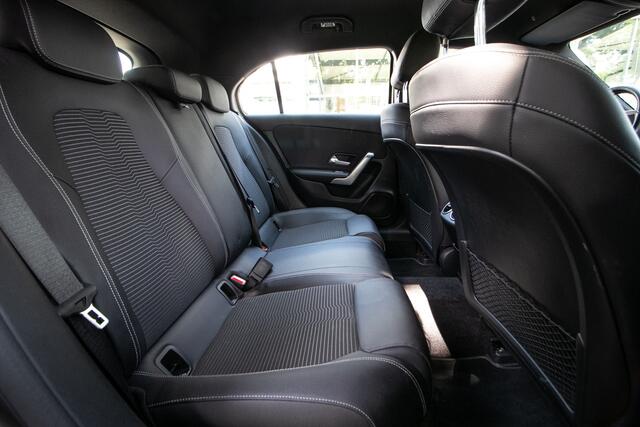 Mercedes-Benz A-Klasse 200 Premium Plus Automaat - Navi | Camera | Stoelverwarming