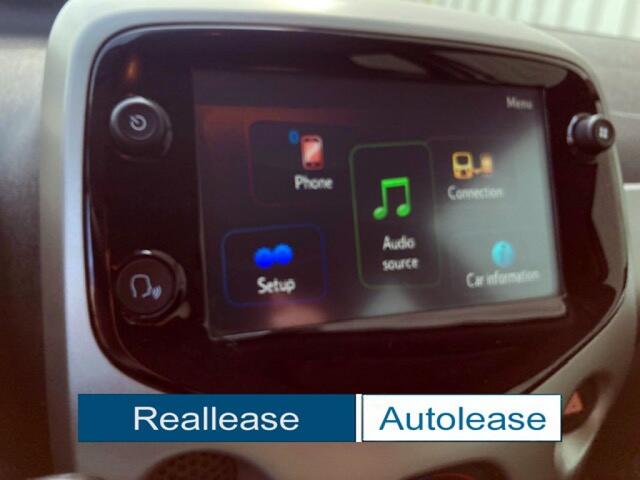 Toyota Aygo 1.0 VVT-i X-play Achteruitrijcamera Airco