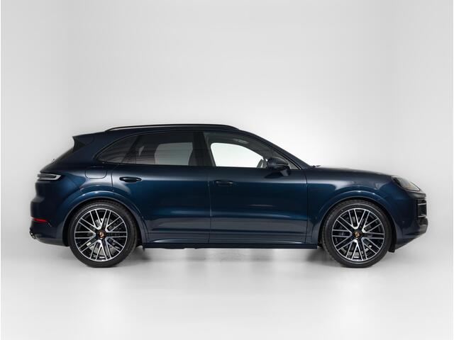 Porsche Cayenne E-Hybrid Black Edition