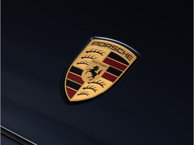 Porsche Cayenne E-Hybrid Black Edition