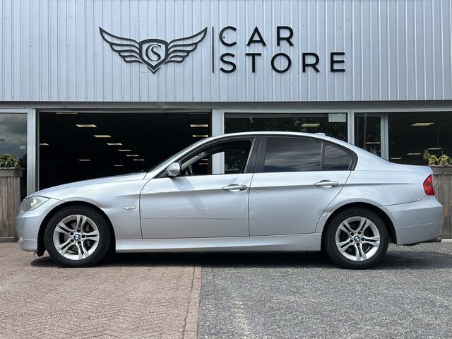BMW 3-Serie 318i High Executive |AUTOMAAT|CRUISE|CLIMA|ELK.PAKKET|LEDER|LM VELGEN 16''|GOED ONDERHOUDEN