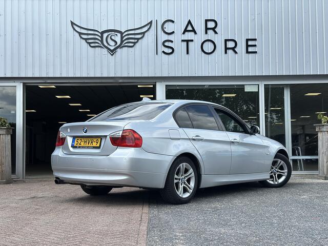 BMW 3-Serie 318i High Executive |AUTOMAAT|CRUISE|CLIMA|ELK.PAKKET|LEDER|LM VELGEN 16''|GOED ONDERHOUDEN