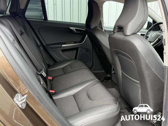 Volvo V60 CROSS COUNTRY 2.0 T5 245pk Nordic+ NL-AUTO|1-EIGENAAR