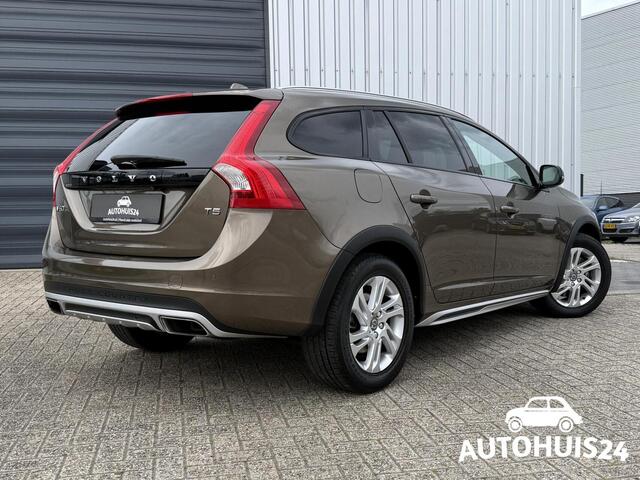 Volvo V60 CROSS COUNTRY 2.0 T5 245pk Nordic+ NL-AUTO|1-EIGENAAR