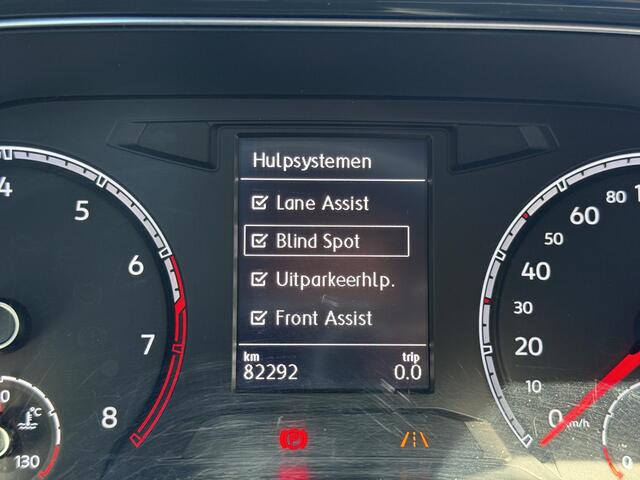Volkswagen T-ROC 2.0 TSI 4Motion Sport /LPG/Apple Carplay/Climate Control/Adaptive Cruise Control/Dodehoek sensoren/PDC V+A/Stoelverwarming/Trekhaak/Sfeerverlich
