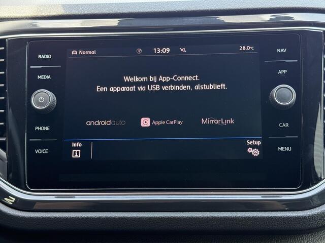 Volkswagen T-ROC 2.0 TSI 4Motion Sport /LPG/Apple Carplay/Climate Control/Adaptive Cruise Control/Dodehoek sensoren/PDC V+A/Stoelverwarming/Trekhaak/Sfeerverlich