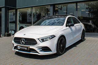 MERCEDES-BENZ A-KLASSE 180 d Business Solution AMG PANO NAVI LED CAMERA