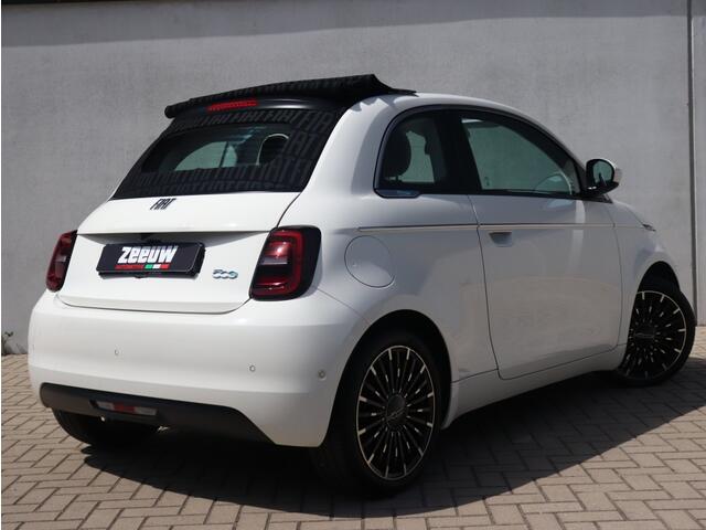 Fiat E-500 Cabrio La Prima by Bocelli 42 kWh | JBL | Winter | Camera | 17