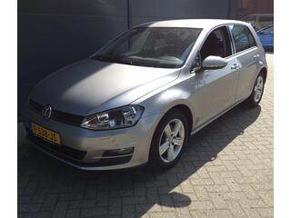Volkswagen Golf VII