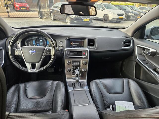 Volvo V60 2.4 D6 AWD Plug-In Hybrid Summum
