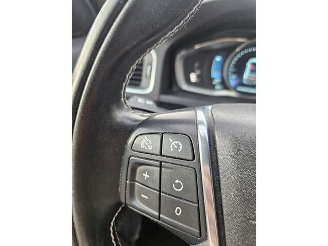 Volvo V60 2.4 D6 AWD Plug-In Hybrid Summum
