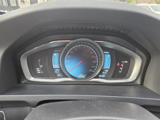 Volvo V60 2.4 D6 AWD Plug-In Hybrid Summum