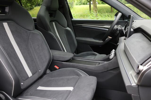 Skoda Kodiaq iV 1.5 TSI PHEV Sportline Pano/Matrix LED/ACC/Keyless/Camera/20/Elek. stoel+mem/Trekhaak wegkl.