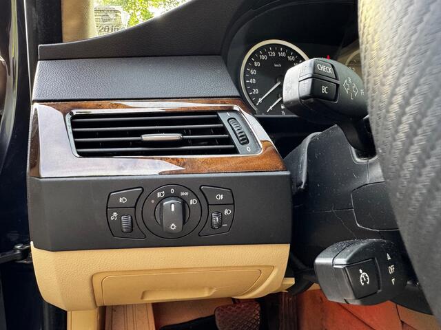 BMW 5-Serie 523i Executive