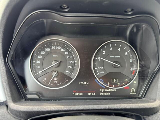 BMW X1 sDrive18i High Executive | 1e eigenaar | Automaat | Afneembare trekhaak | Airco | Elektrische ramen | Navigatie | e APK | NAP |