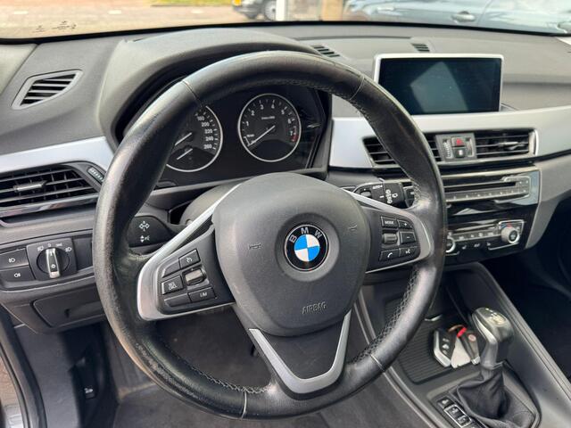 BMW X1 sDrive18i High Executive | 1e eigenaar | Automaat | Afneembare trekhaak | Airco | Elektrische ramen | Navigatie | e APK | NAP |
