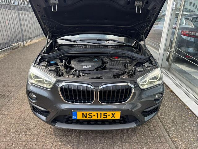BMW X1 sDrive18i High Executive | 1e eigenaar | Automaat | Afneembare trekhaak | Airco | Elektrische ramen | Navigatie | e APK | NAP |