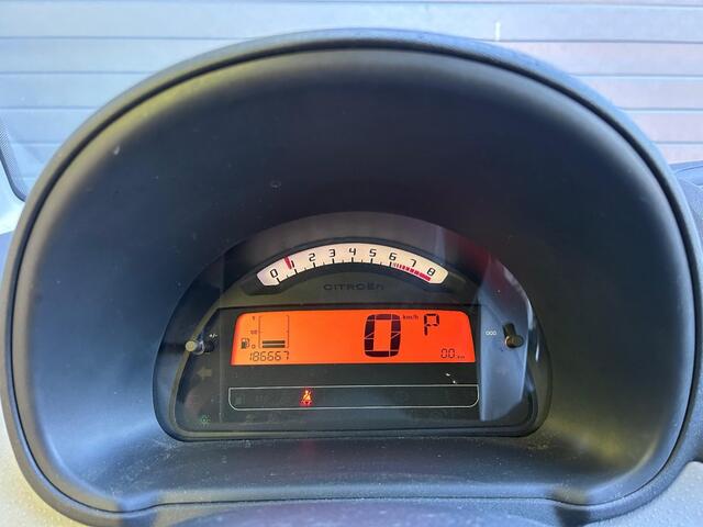 Citroen C3 1.6I-16V EXCLUSIVE / Automaat / Clima / Cruise /