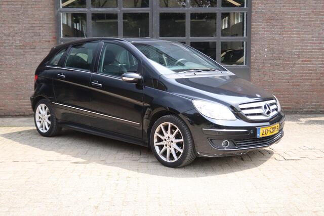 Mercedes-Benz B-Klasse 200 AUT|AC|TREKHK|APK 09-26