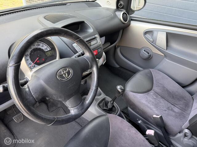 Toyota Aygo 1.0-12V Sport/ O. HISTORIE/ AIRCO/ 5 DEURS/ APK