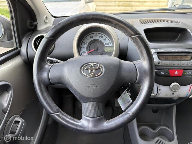 Toyota Aygo 1.0-12V Sport/ O. HISTORIE/ AIRCO/ 5 DEURS/ APK