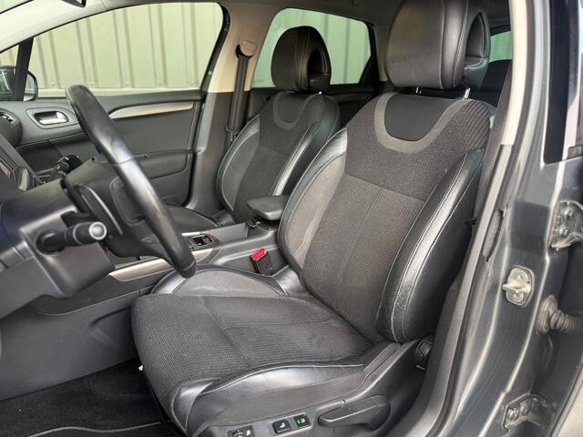 Citroen C4 1.6 THP massagestoelen / stoelverwarming / Automaat
