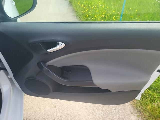 Seat Ibiza 1.0 EcoTSI Style Connect navi 16LMV 5drs