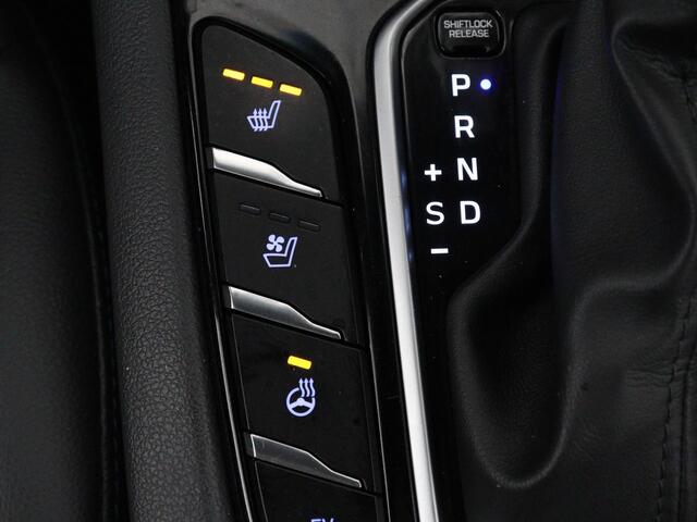 Hyundai Ioniq 1.6 GDi PHEV Premium | Stoelventilatie | Leder | Camera | Carplay | Infinity Sound | Climate control | Stoelverwarming | Bi-Xenon | Adaptive cru