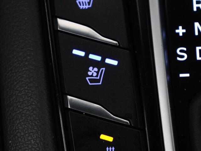 Hyundai Ioniq 1.6 GDi PHEV Premium | Stoelventilatie | Leder | Camera | Carplay | Infinity Sound | Climate control | Stoelverwarming | Bi-Xenon | Adaptive cru