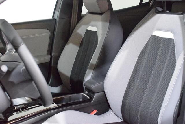 Opel Mokka Mokka-e Elegance 50-kWh | SOH 99,8% | NAVIGATIE 10 SCHERM | WINTER PAKKET |
