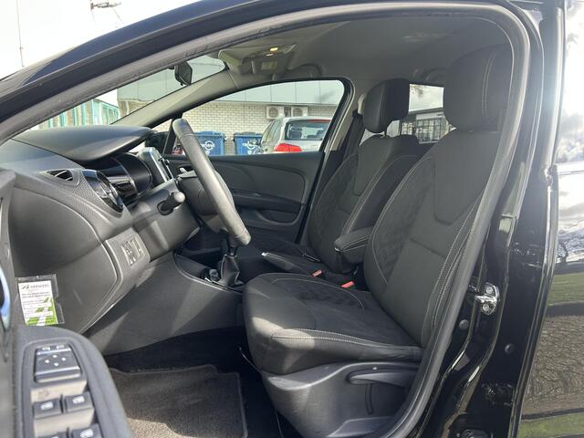 Renault Clio Estate 0.9 Limited / Navigatie / Lichtmetalen Velgen / 1e Eigenaar / Dealer Onderhouden / Parkeersensoren / Cruise Control / Airco / Trekhaak /