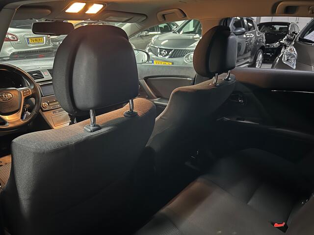 Toyota Avensis Wagon 1.8 VVTi Dynamic NAVIGATIE / LM VELGEN