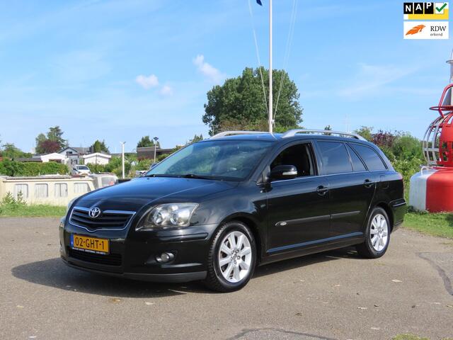 Toyota Avensis Wagon 1.8 VVTi Luna Zeer nette auto Rijdt perfect  Trekhaak 
