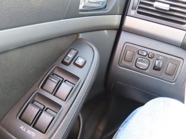 Toyota Avensis Wagon 1.8 VVTi Luna Zeer nette auto Rijdt perfect  Trekhaak 