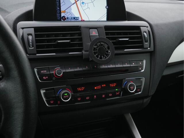 BMW 2-Serie Coup� 218d Executive Aut. XENON | NAVI-FULLMAP | SPORTSEATS | PRIVACY-GLASS | ECC | PDC | CRUISE | 17''ALU