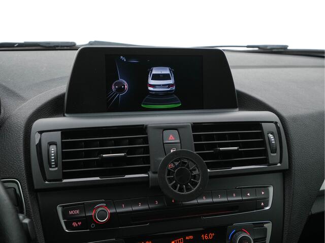 BMW 2-Serie Coup� 218d Executive Aut. XENON | NAVI-FULLMAP | SPORTSEATS | PRIVACY-GLASS | ECC | PDC | CRUISE | 17''ALU