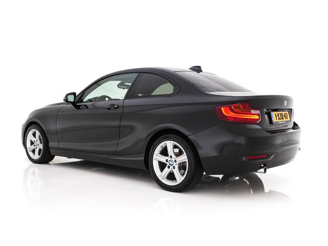 BMW 2-Serie Coup� 218d Executive Aut. XENON | NAVI-FULLMAP | SPORTSEATS | PRIVACY-GLASS | ECC | PDC | CRUISE | 17''ALU