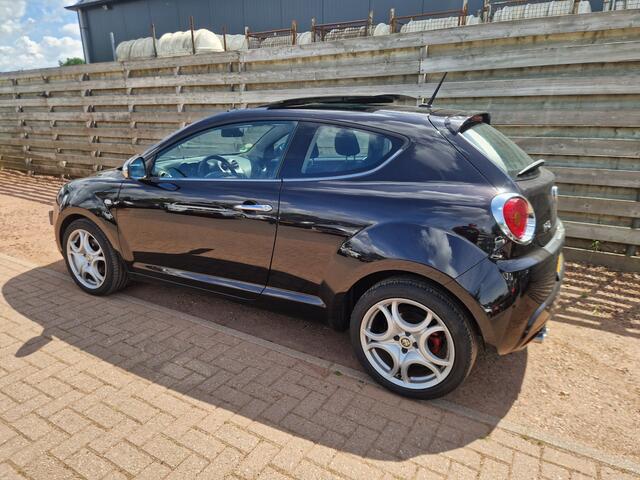 Alfa Romeo Mito 1.3 JTDm ECO Essential Leer, Navi, Panoramadak