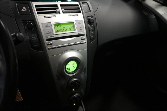 Toyota Yaris 1.3 VVTi Luna / NAP / ODH HISTORIE / AIRCO / TOP DEAL   