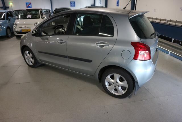 Toyota Yaris 1.3 VVTi Luna / NAP / ODH HISTORIE / AIRCO / TOP DEAL   