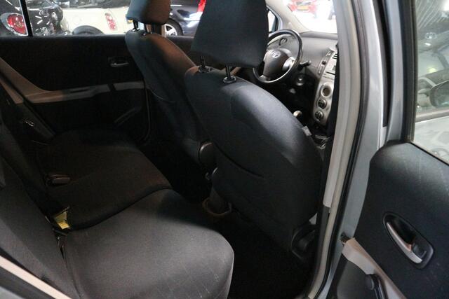 Toyota Yaris 1.3 VVTi Luna / NAP / ODH HISTORIE / AIRCO / TOP DEAL   