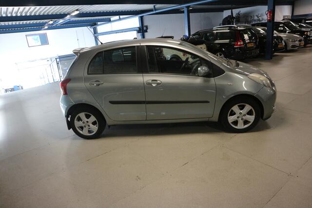 Toyota Yaris 1.3 VVTi Luna / NAP / ODH HISTORIE / AIRCO / TOP DEAL   