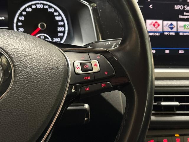 Volkswagen Polo 1.0 TSI Sportline APPLE CARPLAY, GROOT NAVI, CLIMATE, STOELVERWARMING, SPORTSTOELEN, CRUISE, PARKEERSENSOREN, LM VELGEN, E APK, STAAT