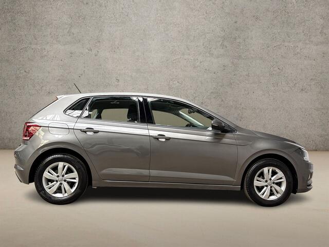Volkswagen Polo 1.0 TSI Sportline APPLE CARPLAY, GROOT NAVI, CLIMATE, STOELVERWARMING, SPORTSTOELEN, CRUISE, PARKEERSENSOREN, LM VELGEN, E APK, STAAT